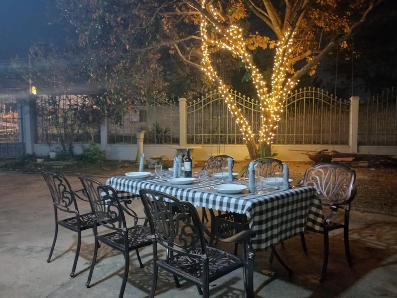 Sipanya Guesthouse Muang Phonsavan Exterior photo