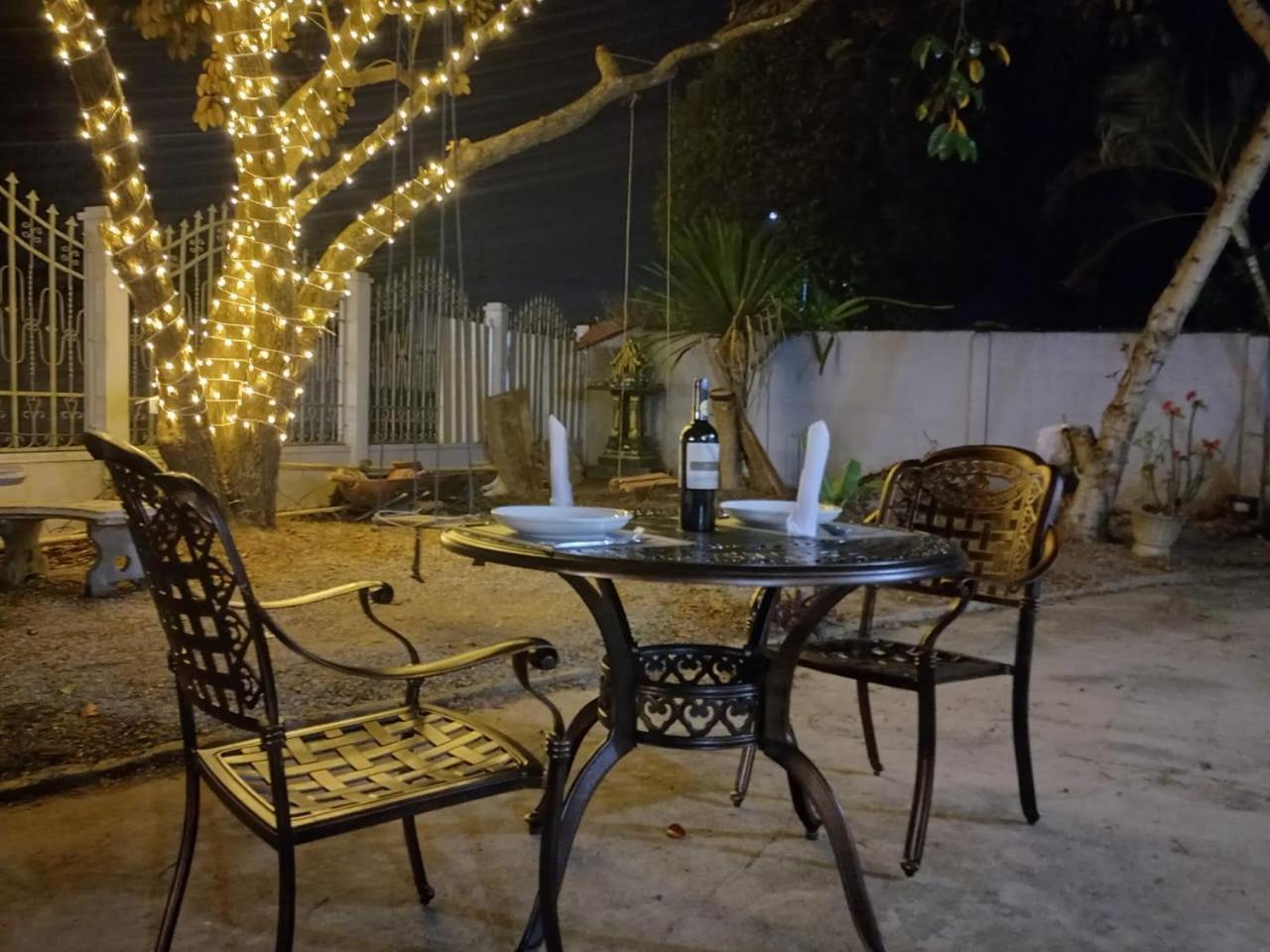 Sipanya Guesthouse Muang Phonsavan Exterior photo