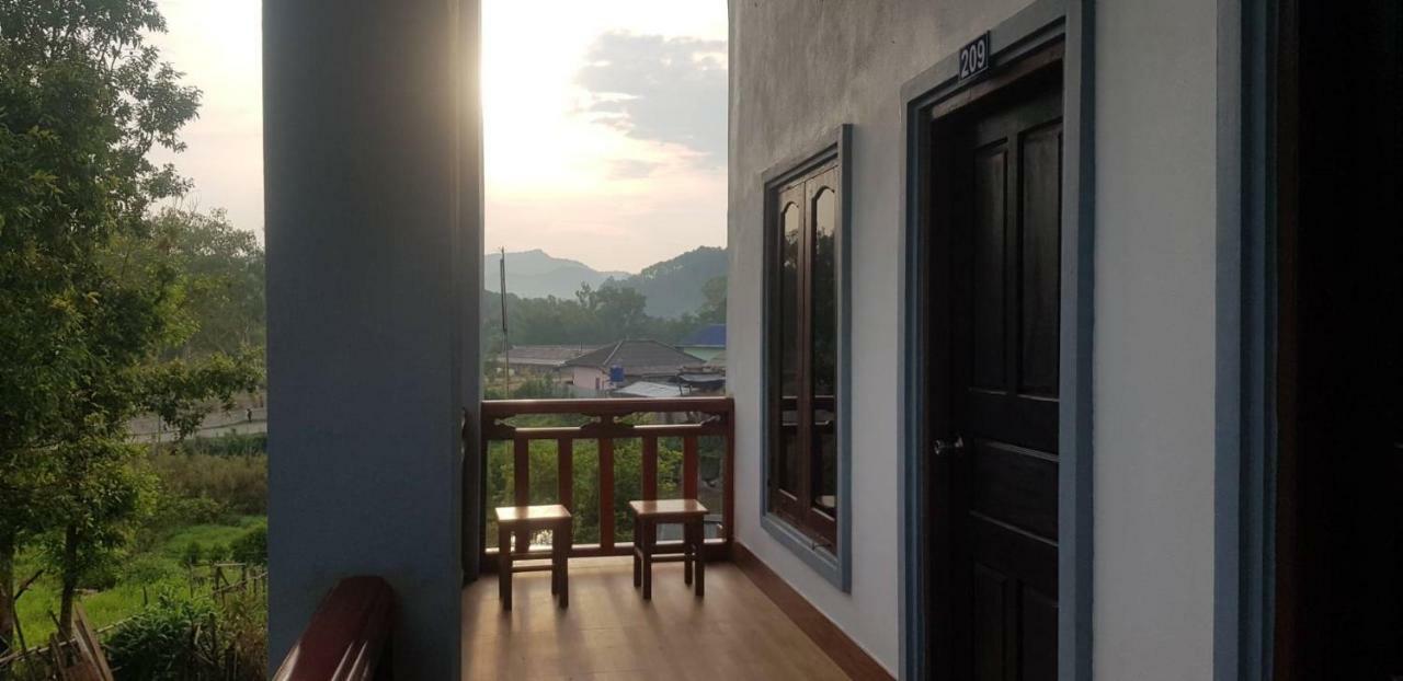 Sipanya Guesthouse Muang Phonsavan Exterior photo